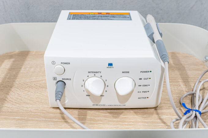 電気メス（歯科用高周波治療器）